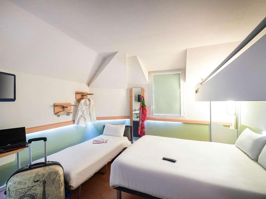 Ibis Budget Cholet Centre Rum bild