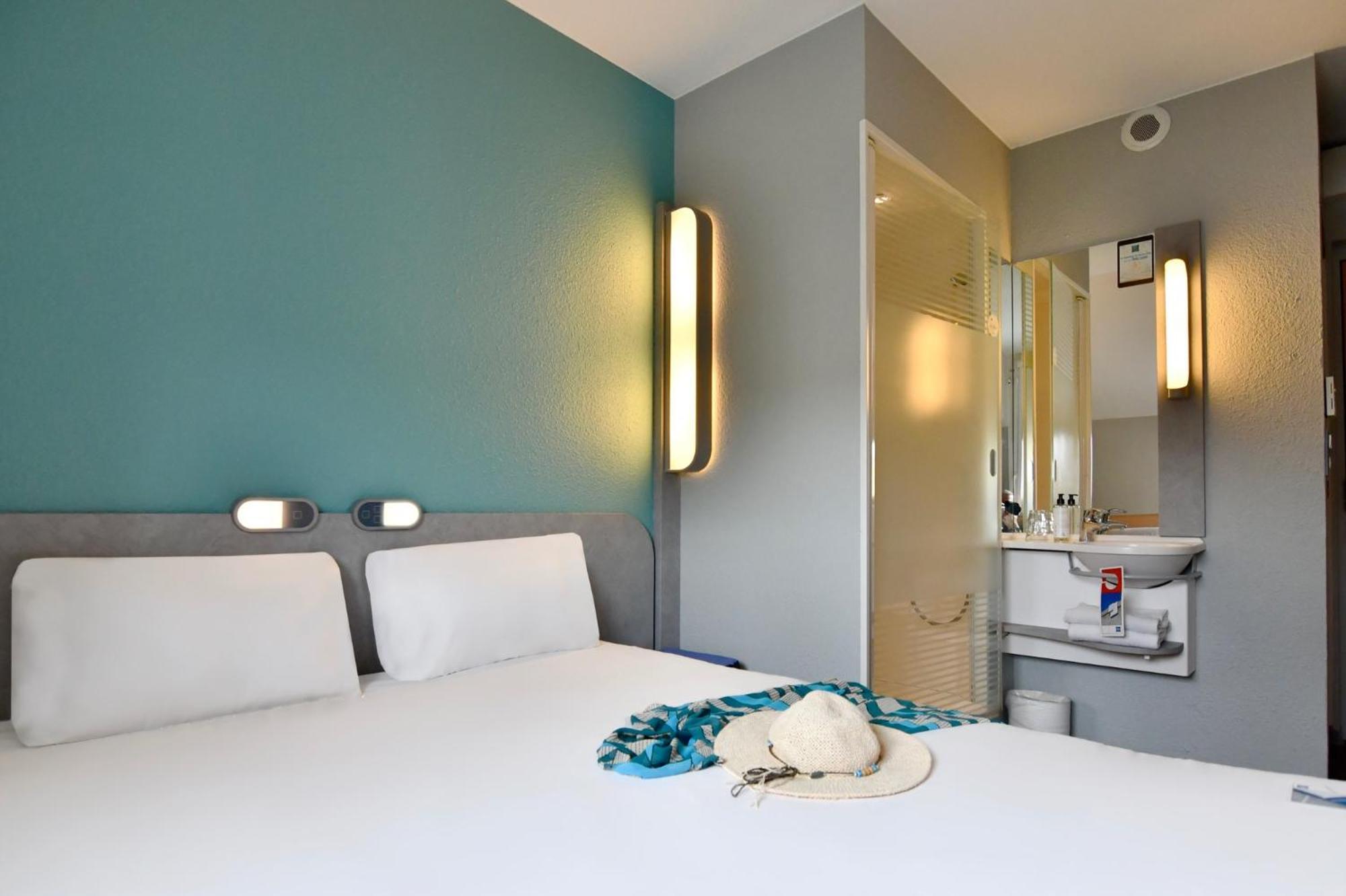 Ibis Budget Cholet Centre Exteriör bild