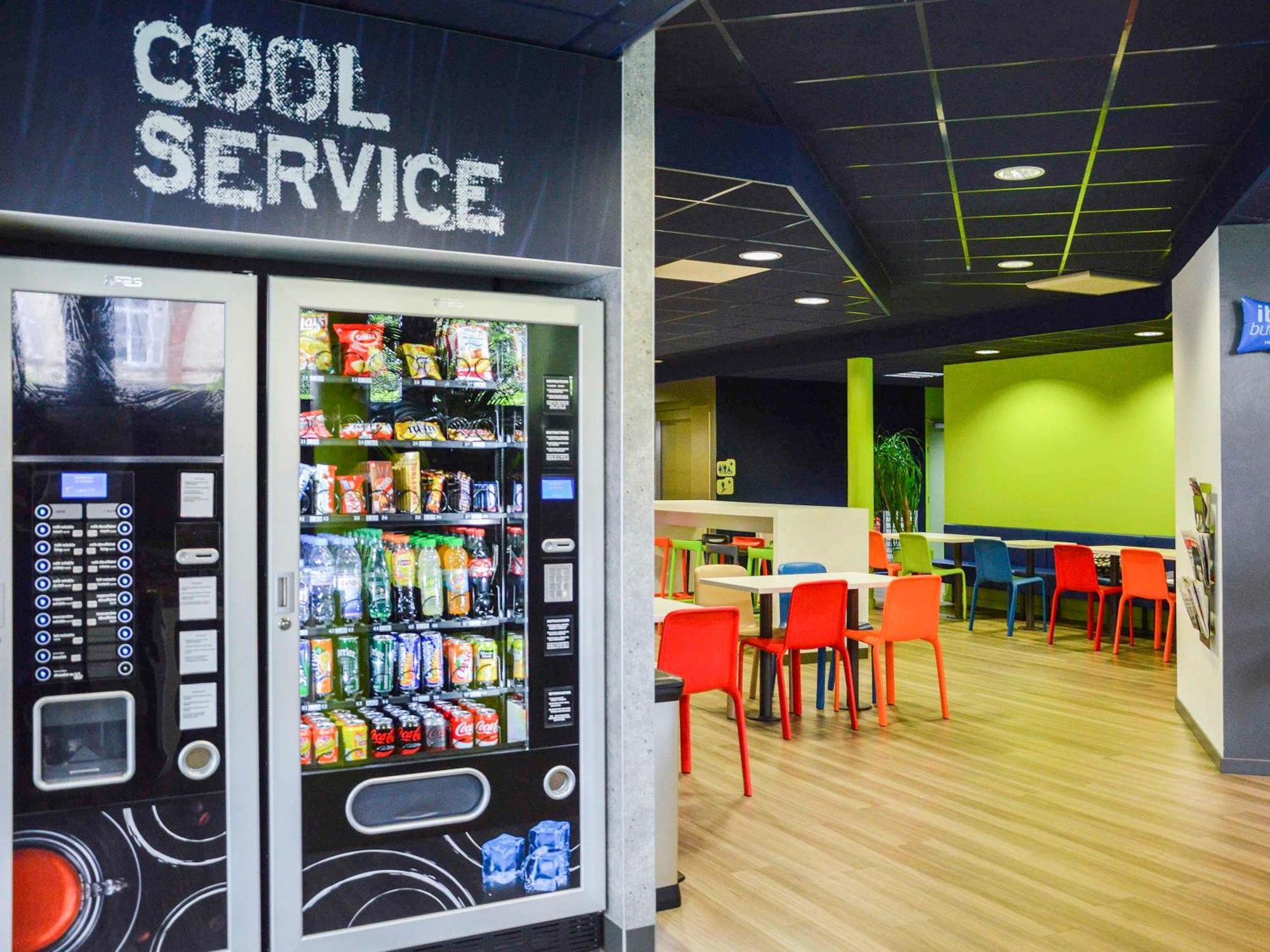 Ibis Budget Cholet Centre Exteriör bild