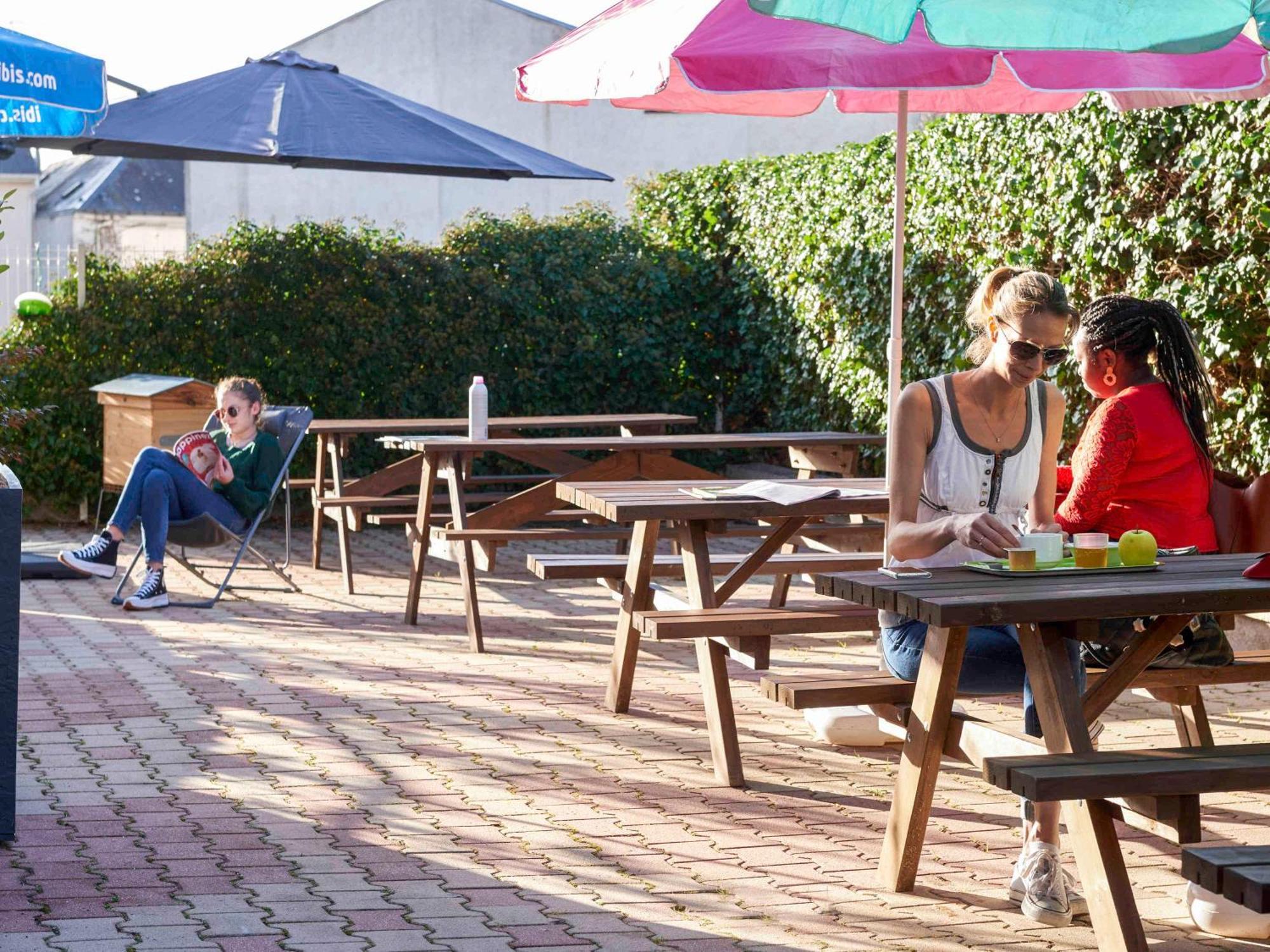 Ibis Budget Cholet Centre Exteriör bild