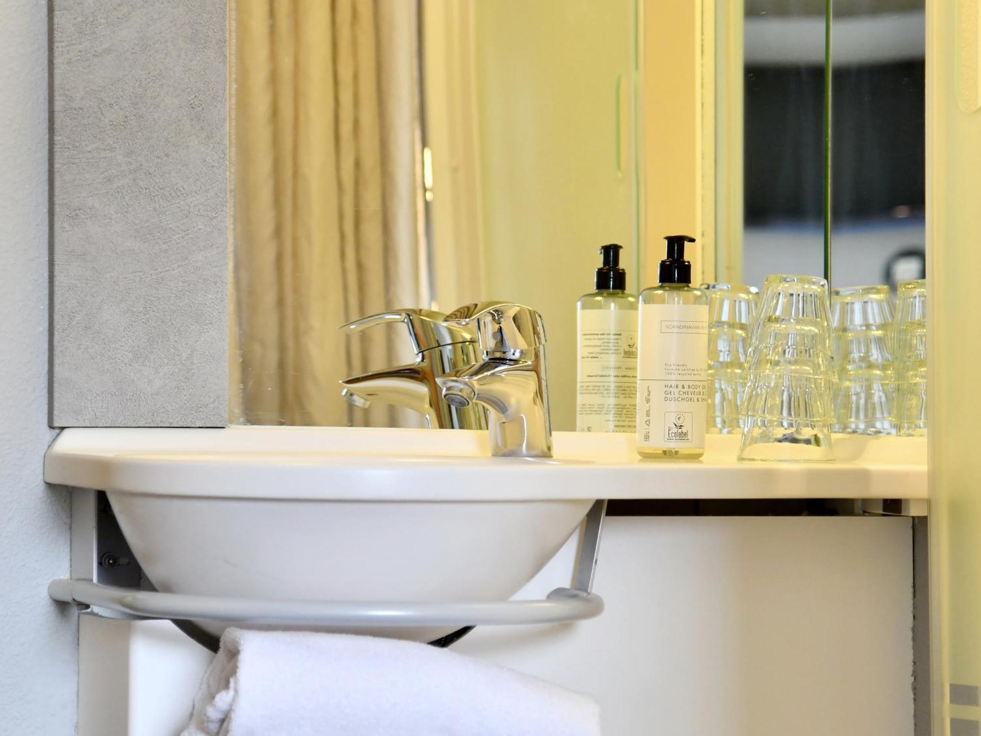 Ibis Budget Cholet Centre Exteriör bild